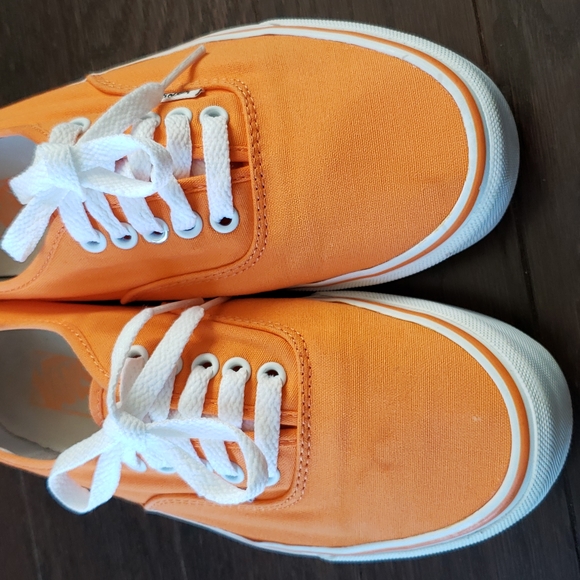 Van's shoes - Picture 7 of 11